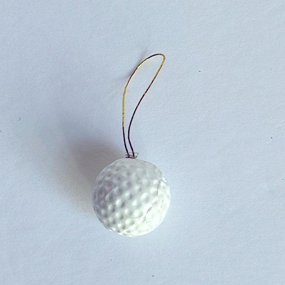 Vintage Golf Balls Set of 6 Mini Golf Ball Tree Ornaments - Picture 3 of 4